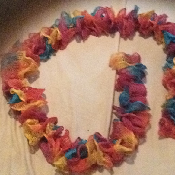 Scarf - Picture 2 of 3